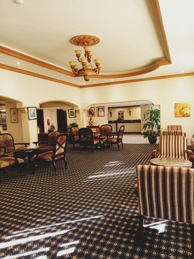 Aliqbal Hotel Al Khobar Exterior photo